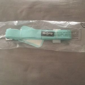 NWT Blueberry Dog Leash SOLD